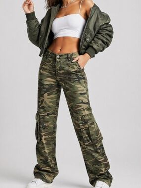 Camo Cargo Pants Women’s Mid Rise Soft Denim Utility Wide Leg Size S